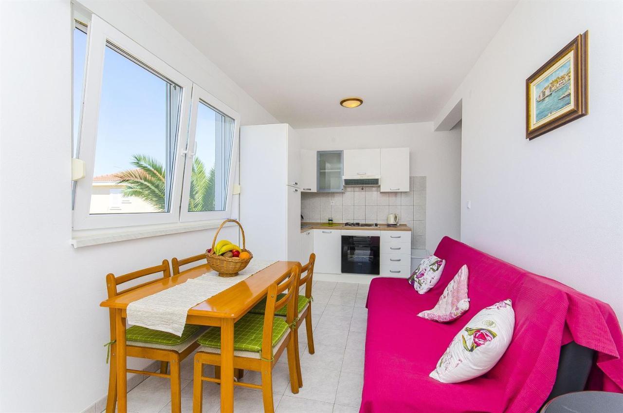 Apartments Kazimir Nečujam エクステリア 写真