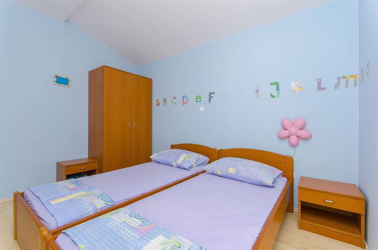 Apartments Kazimir Nečujam エクステリア 写真