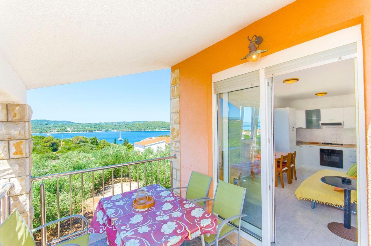 Apartments Kazimir Nečujam エクステリア 写真