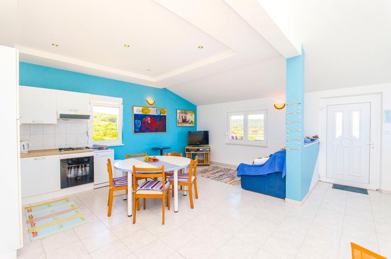 Apartments Kazimir Nečujam エクステリア 写真