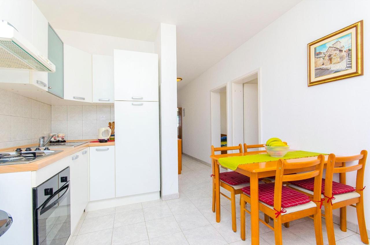 Apartments Kazimir Nečujam エクステリア 写真