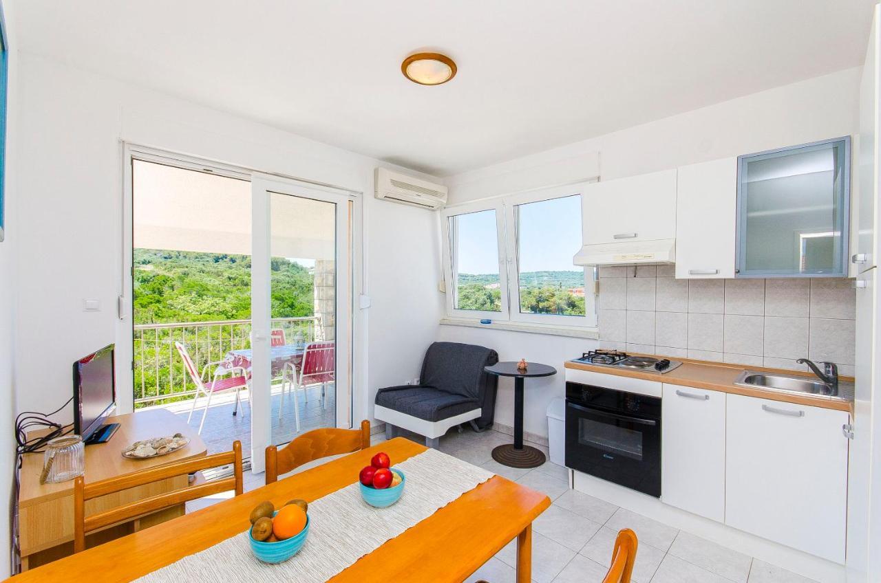 Apartments Kazimir Nečujam エクステリア 写真